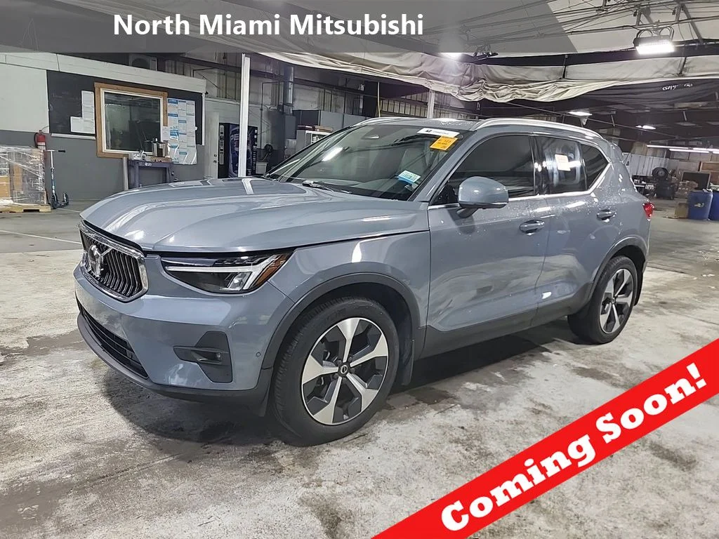 2023 Volvo XC40 B5 Plus Bright AWD's photo
