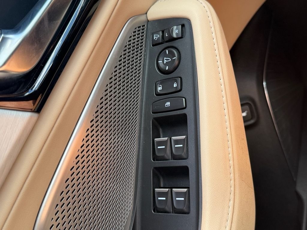 Used 2023  Acura Technology image 38