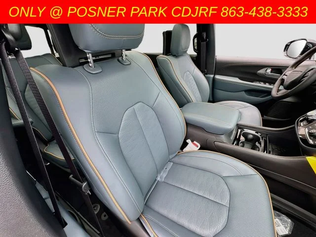 New 2027 Bright White Clear-Coat Exterior Paint Chrysler Pinnacle image 32