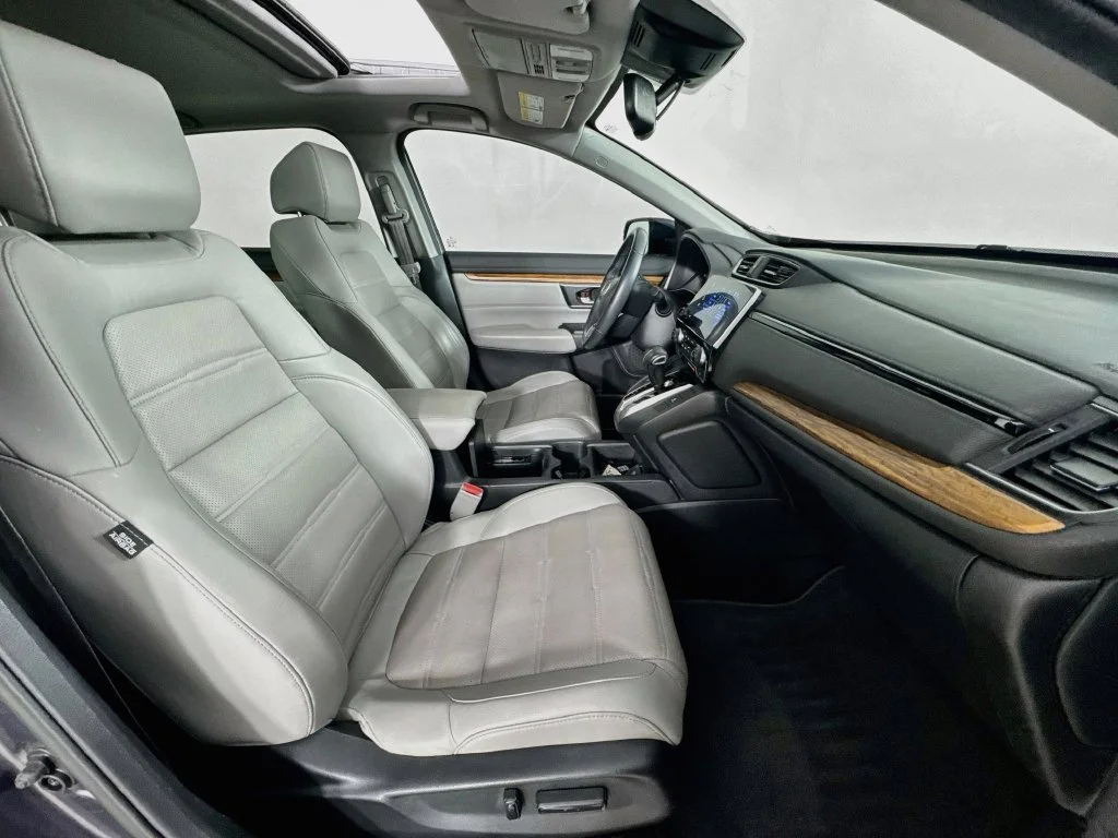 Used 2017 Gray Honda EX-L image 36