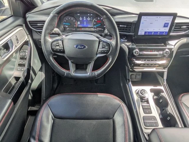Certified Used 2022 White Metallic Ford ST-Line image 17