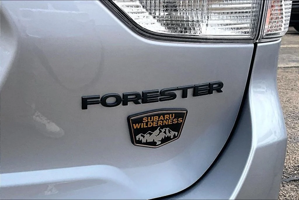 Certified Used 2025 Silver Subaru Wilderness image 27