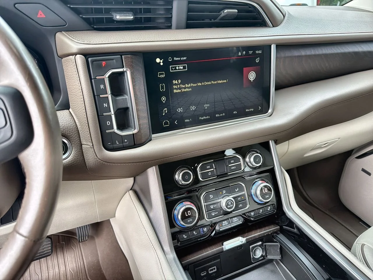 Used 2022 White Frost Tricoat GMC Denali image 13