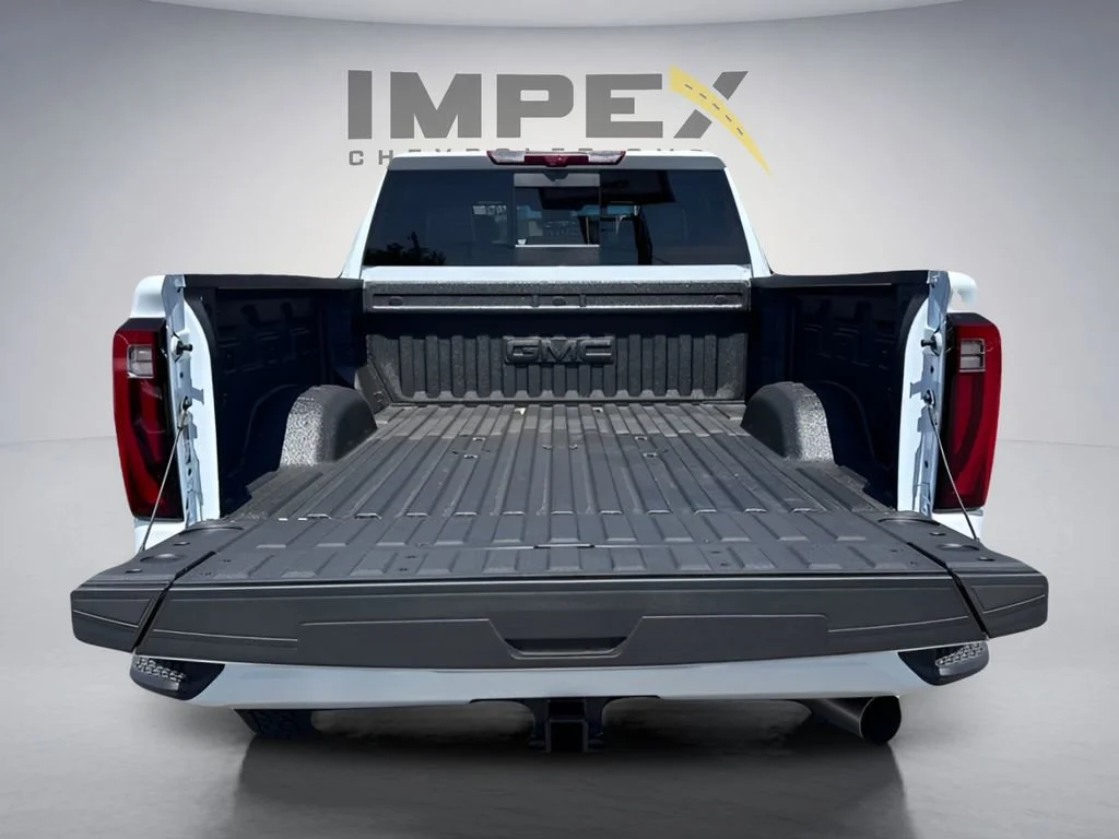 New 2026 Glacier White Tricoat GMC Denali Ultimate image 32