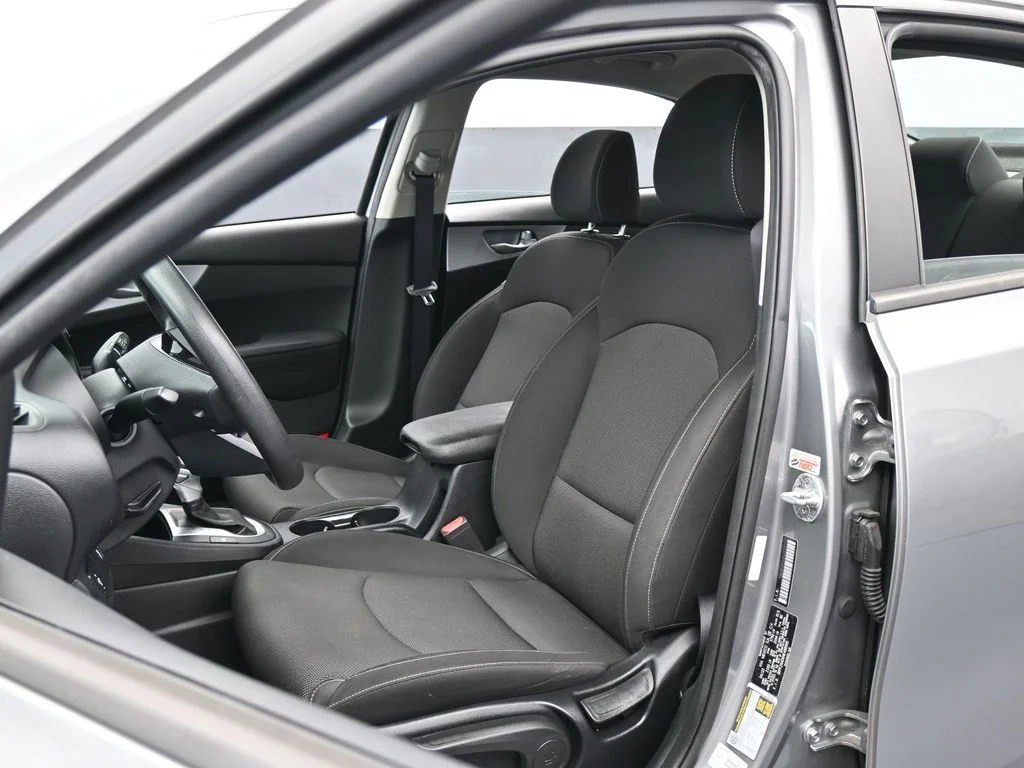 Used 2022 Steel Gray Kia LXS image 10
