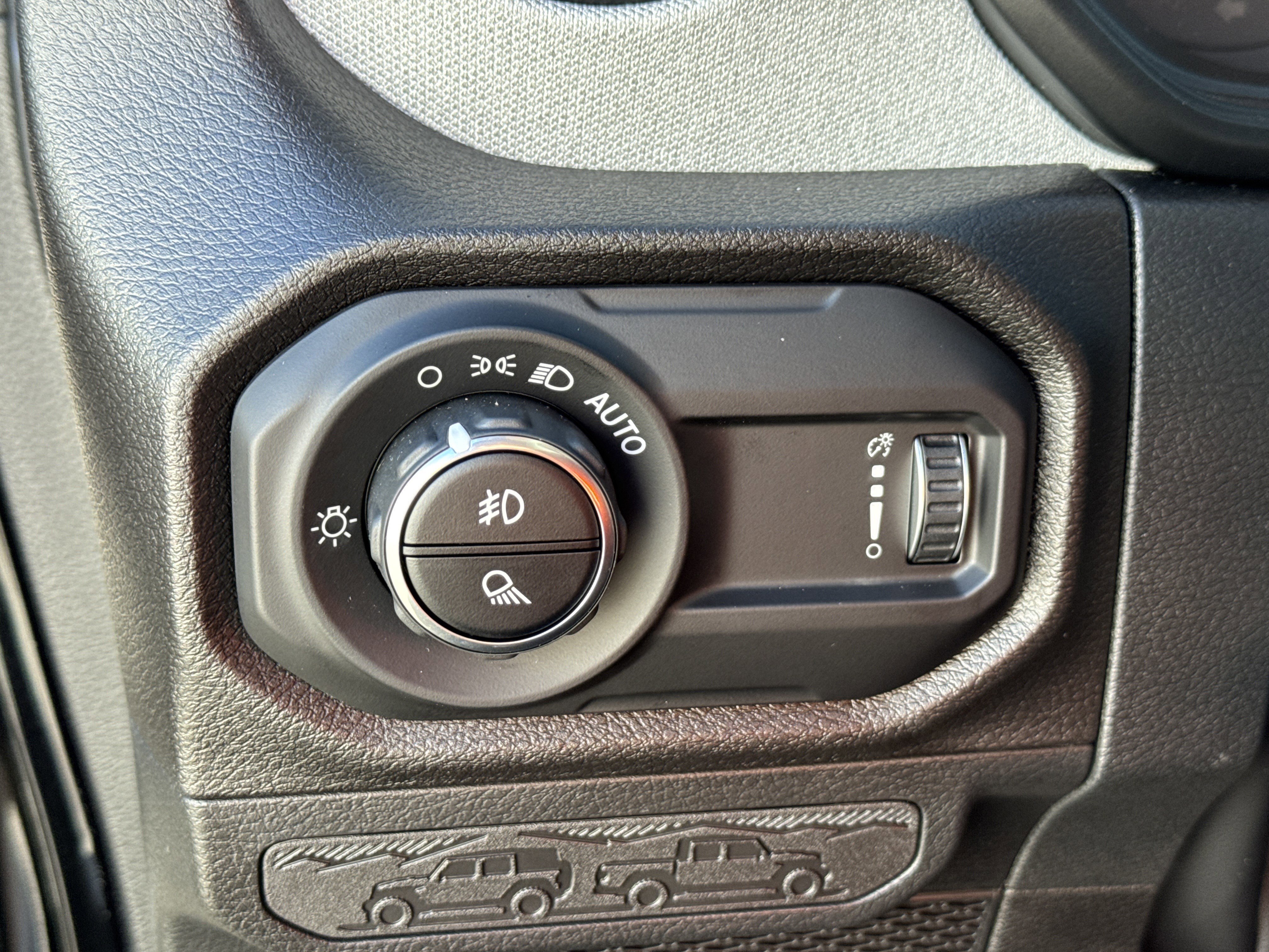 2025 Jeep Gladiator Sport S - Photo 37