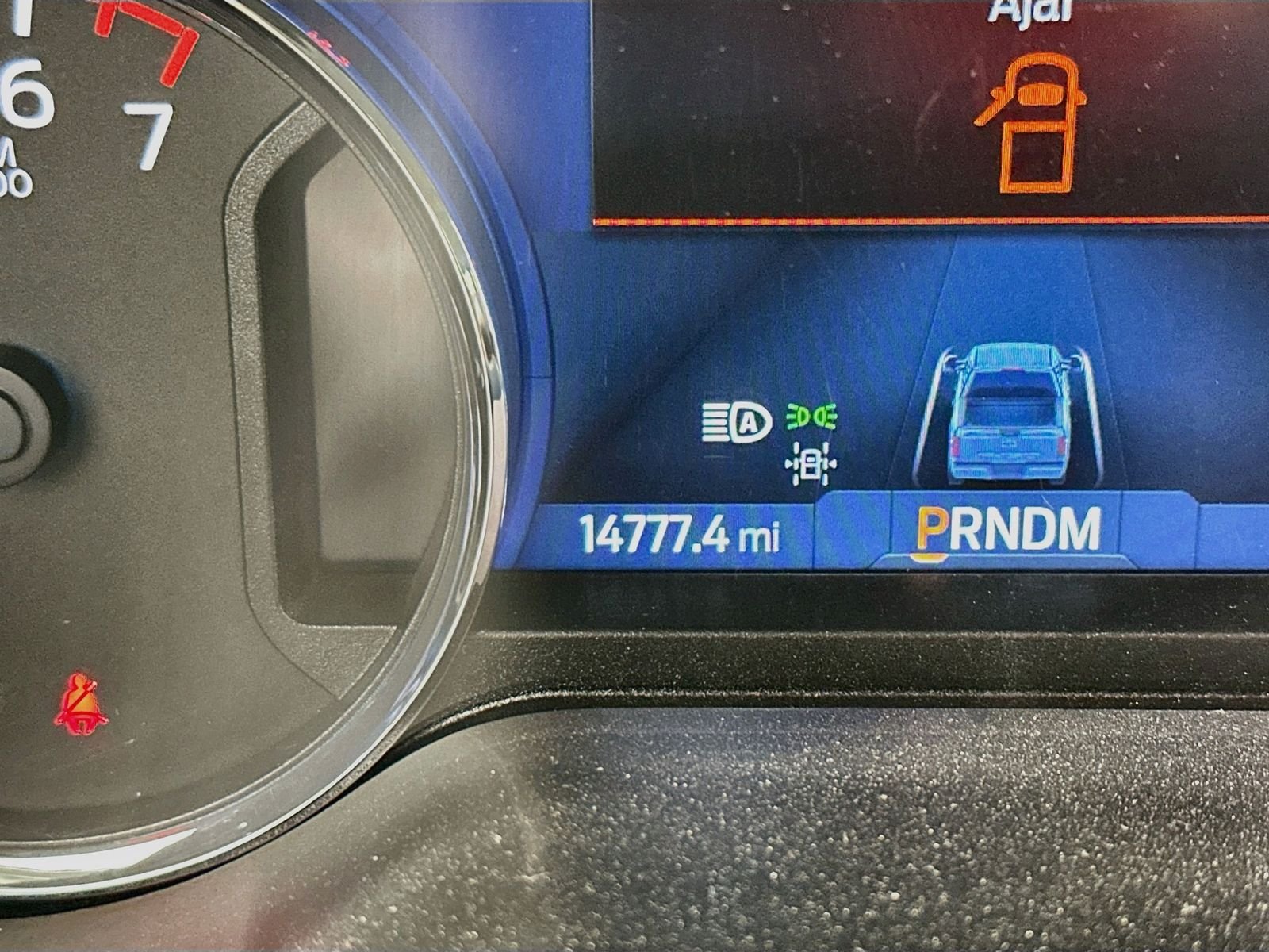 Used 2023 White Ford XL image 13