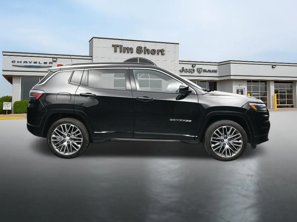 Used 2024 Black Jeep Limited image 6
