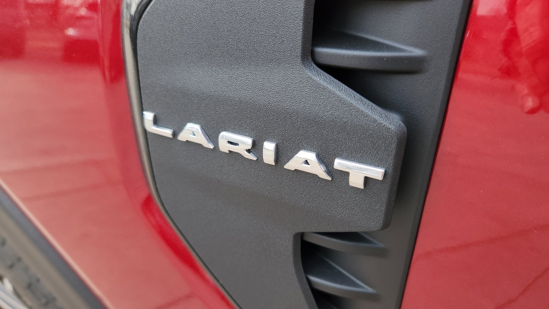 New 2025 Ruby Red Metallic Tinted Clearcoat Ford LARIAT image 21