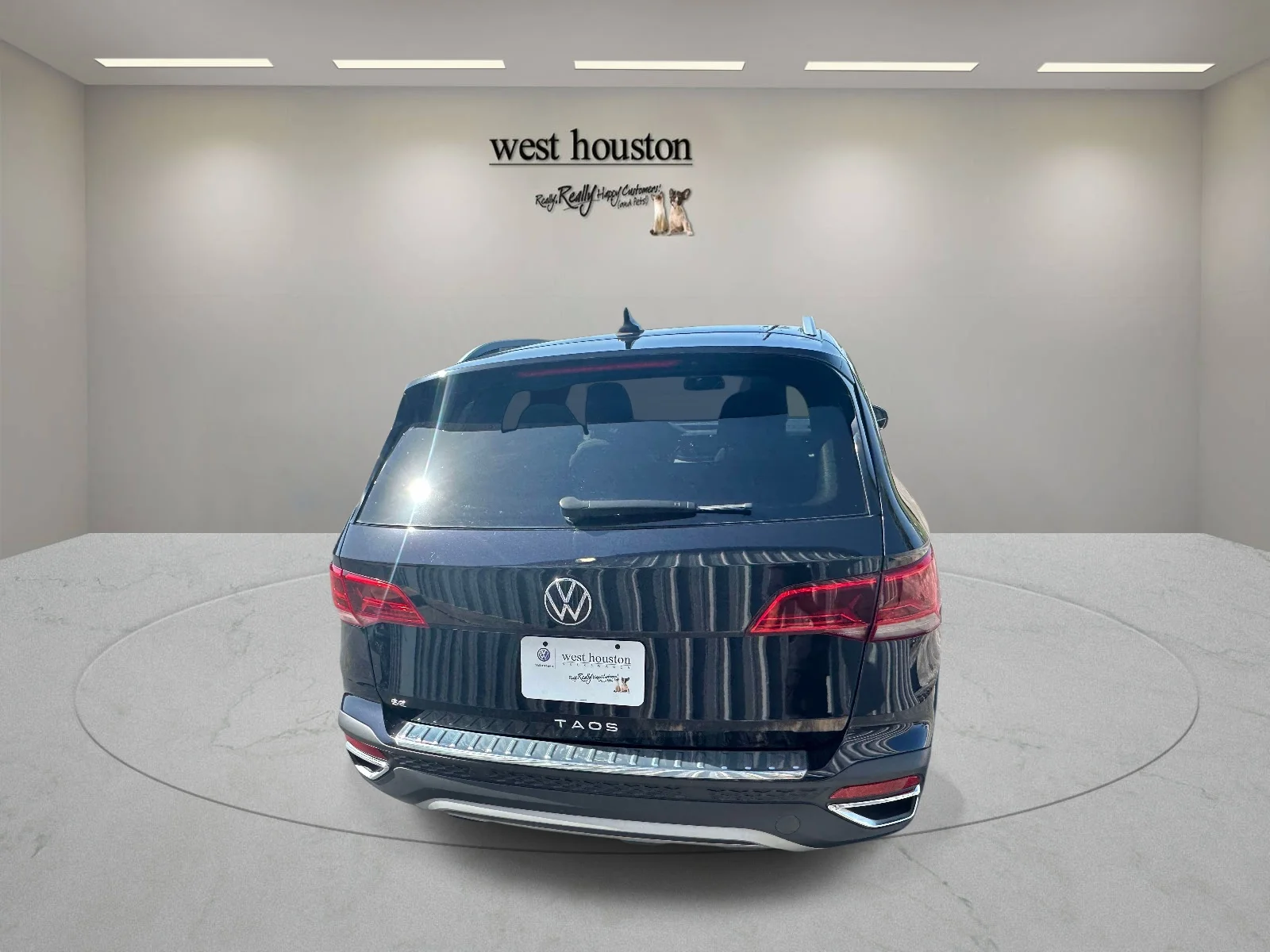 Used 2022 Black Volkswagen SE image 9
