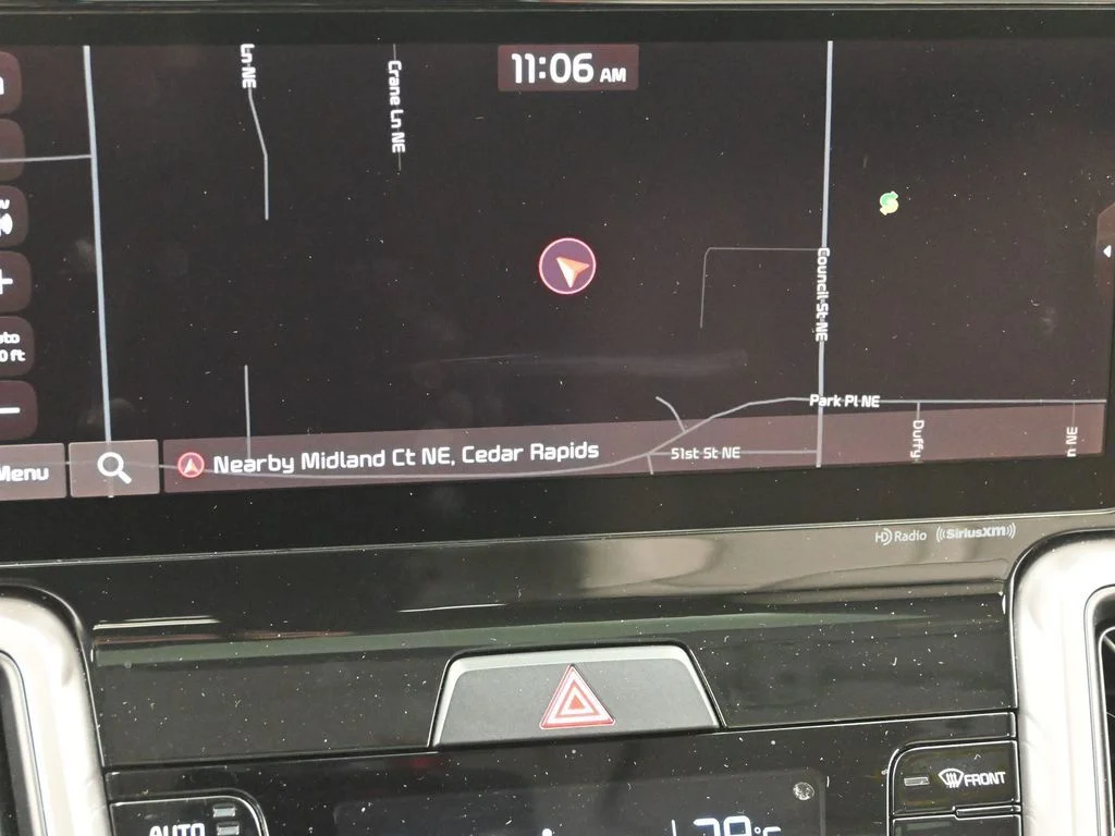 Used 2023 Black Kia X-Line EX image 21