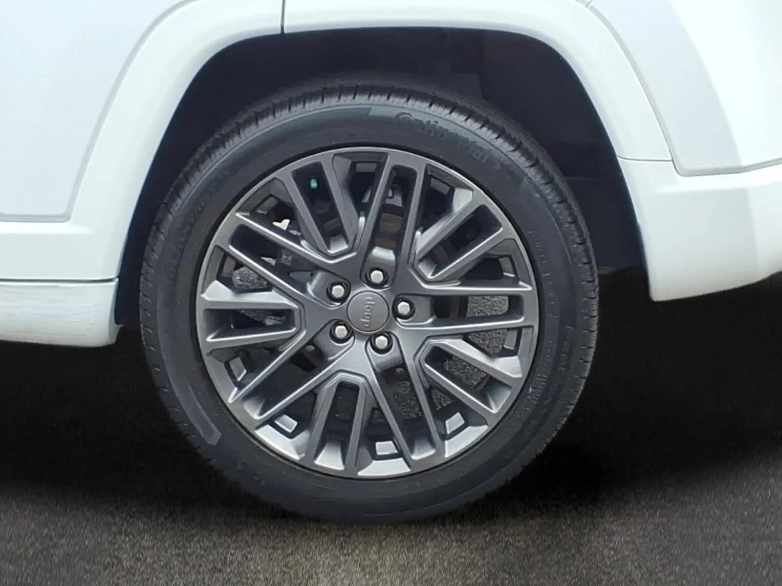 Used 2022 Bright White Clearcoat Jeep High Altitude image 7