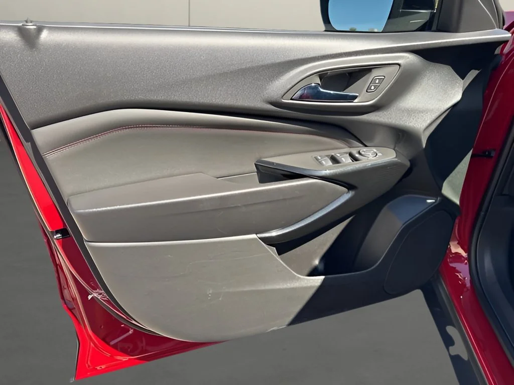 2026 Chevrolet Trax RS - Photo 9