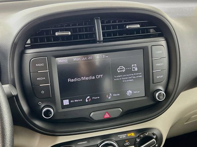 2025 Kia Soul LX - Photo 16