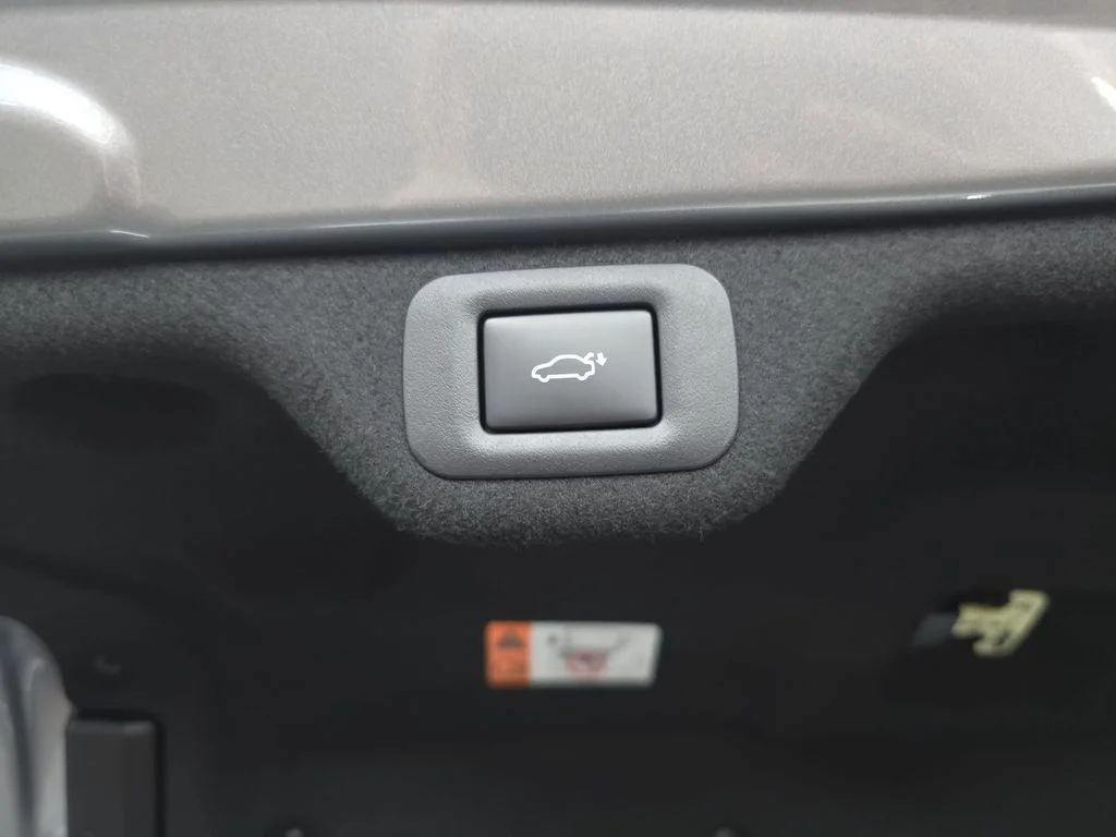 New 2026 Iridium Lexus PREMIUM AWD image 13
