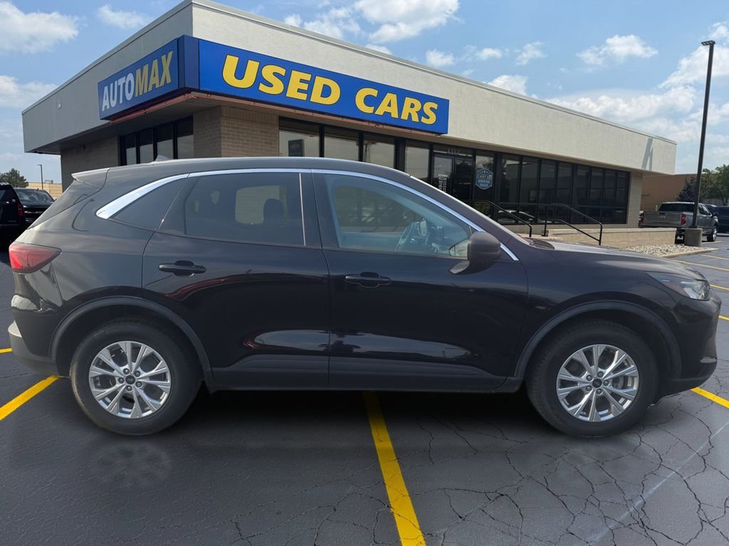 Used 2023 Black Metallic Ford Active image 2