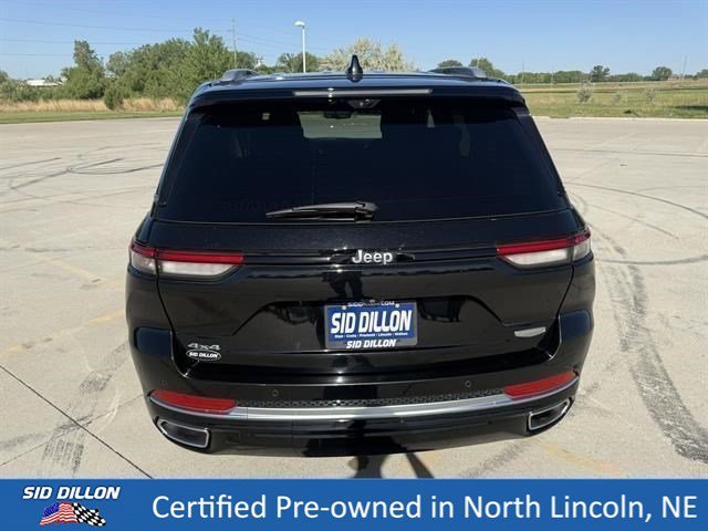 Used 2023 Diamond Black Crystal Pearlcoat Jeep Summit Reserve image 5
