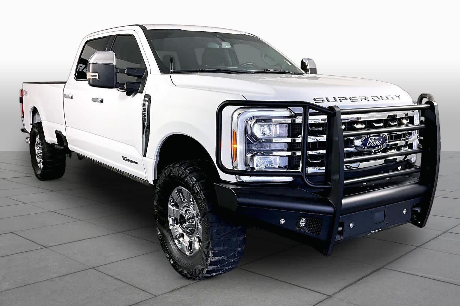 Pre-Owned 2023 Ford Super Duty F-350 SRW Pickup LARIAT