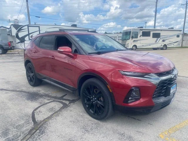 Used 2020 Cajun Red Tintcoat Chevrolet RS image 4