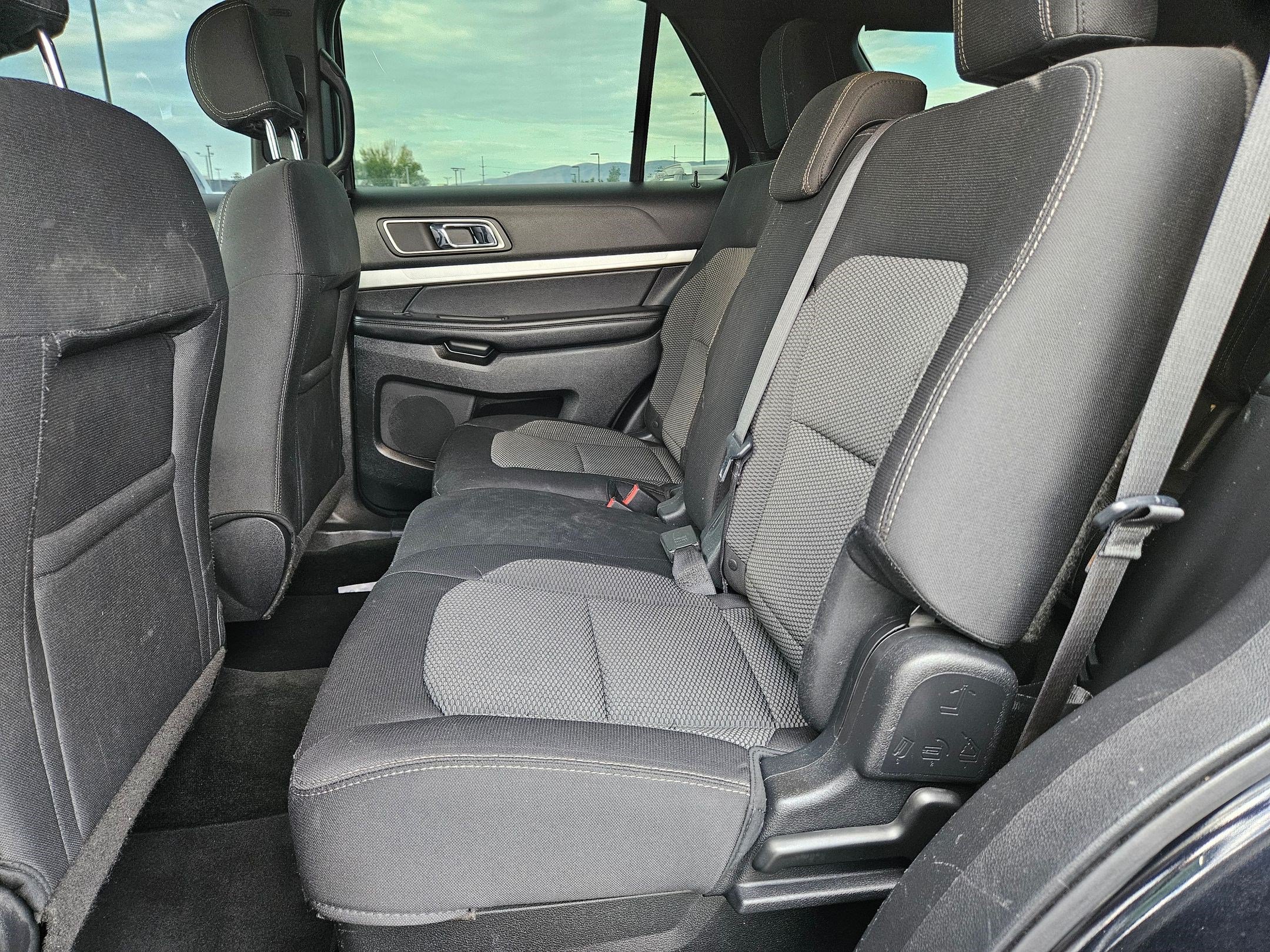Used 2017 Shadow Black Ford XLT image 26