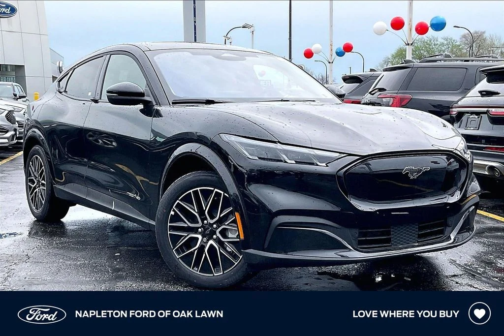 2026 Ford Mustang-Mach-e Premium's photo
