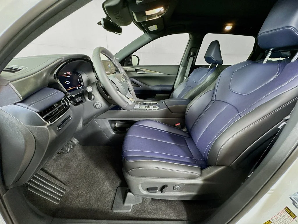 Certified Used 2027 Black INFINITI SPORT image 27