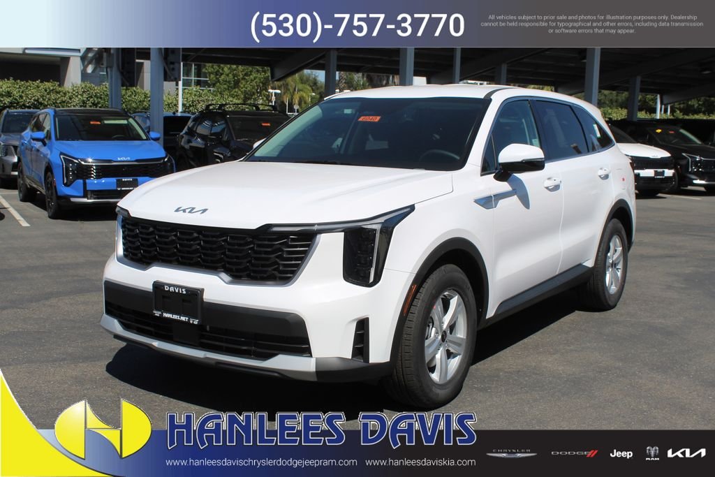 New 2026 Glacial White Pearl Kia LX image 3