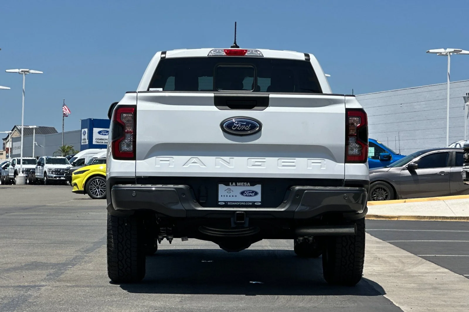 New 2026 Oxford White Ford XLT image 4