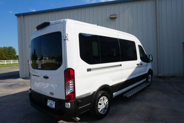 New 2026 Oxford White Ford Passenger Van XL image 3