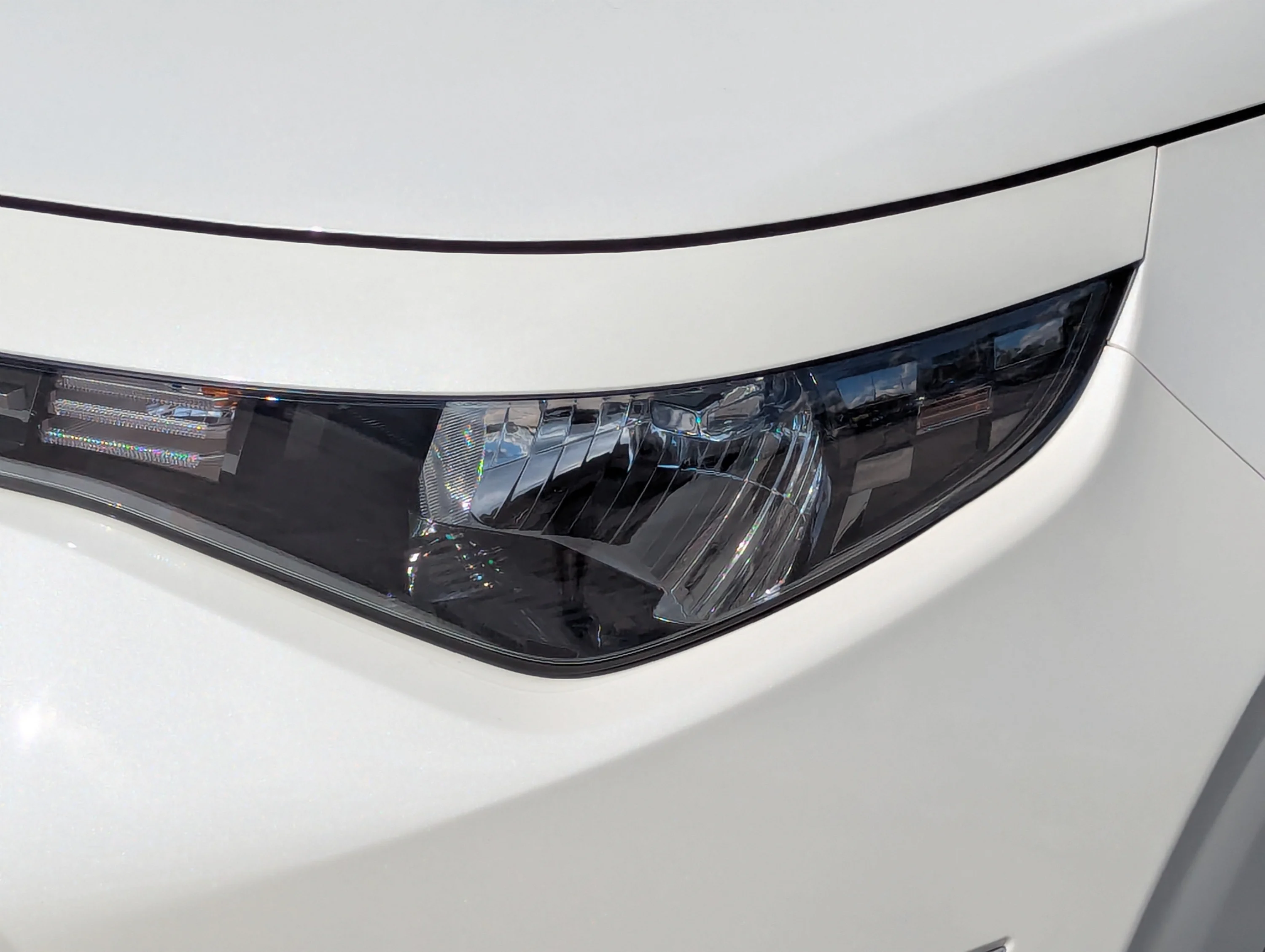 Used 2024 Snow White Pearl Kia LX image 42