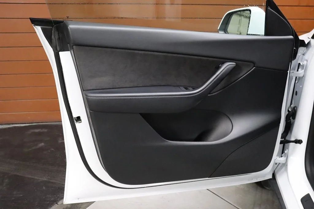 Used 2022 Pearl White Multi-Coat Tesla Performance image 43