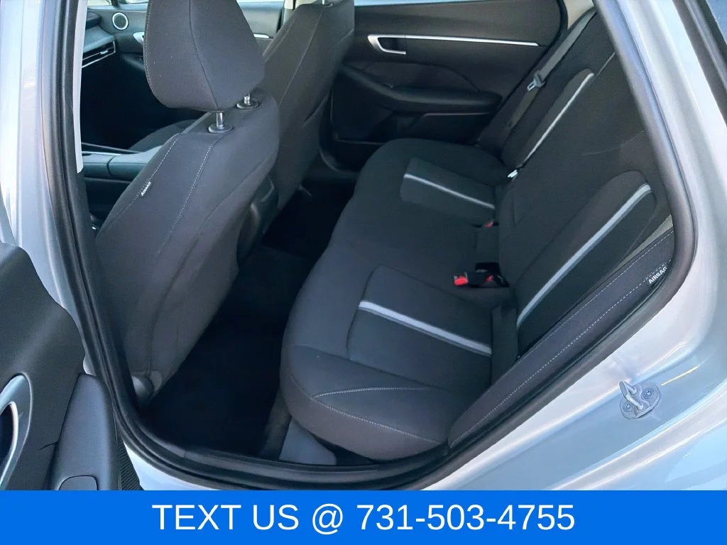 Used 2025 Silver Hyundai SEL image 26