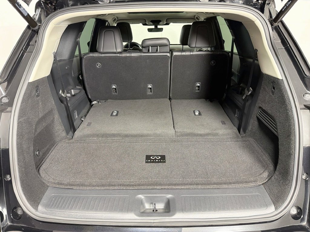 Used 2026 Mineral Black INFINITI LUXE image 28