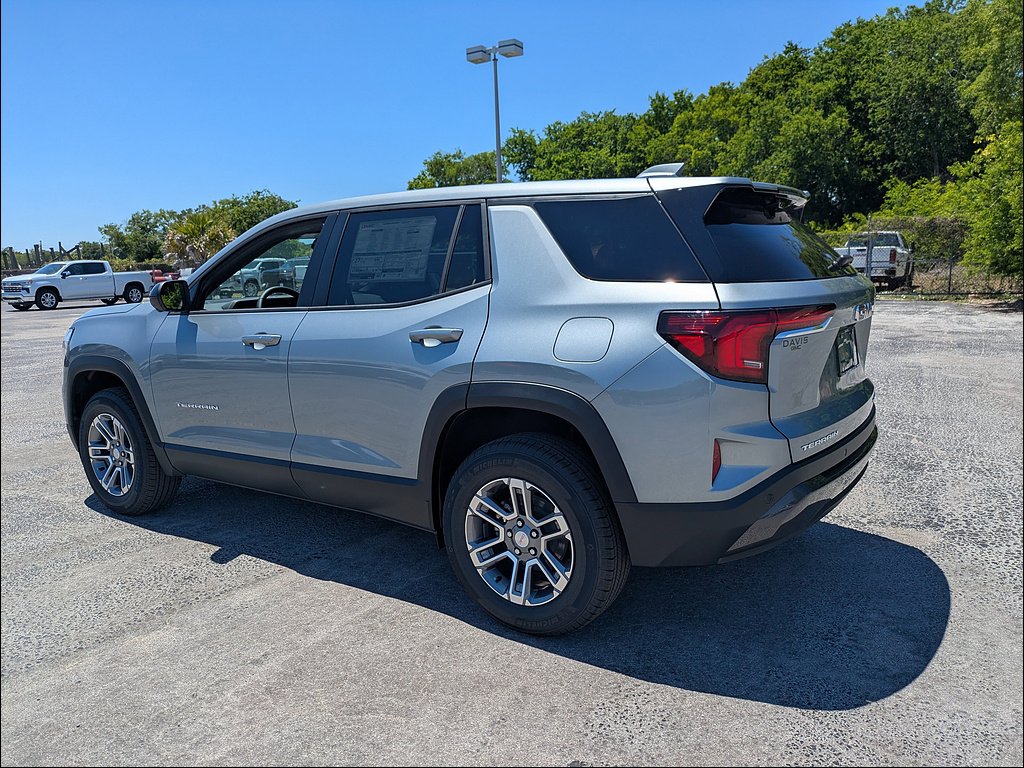 New 2026 Sterling Metallic GMC Elevation image 5