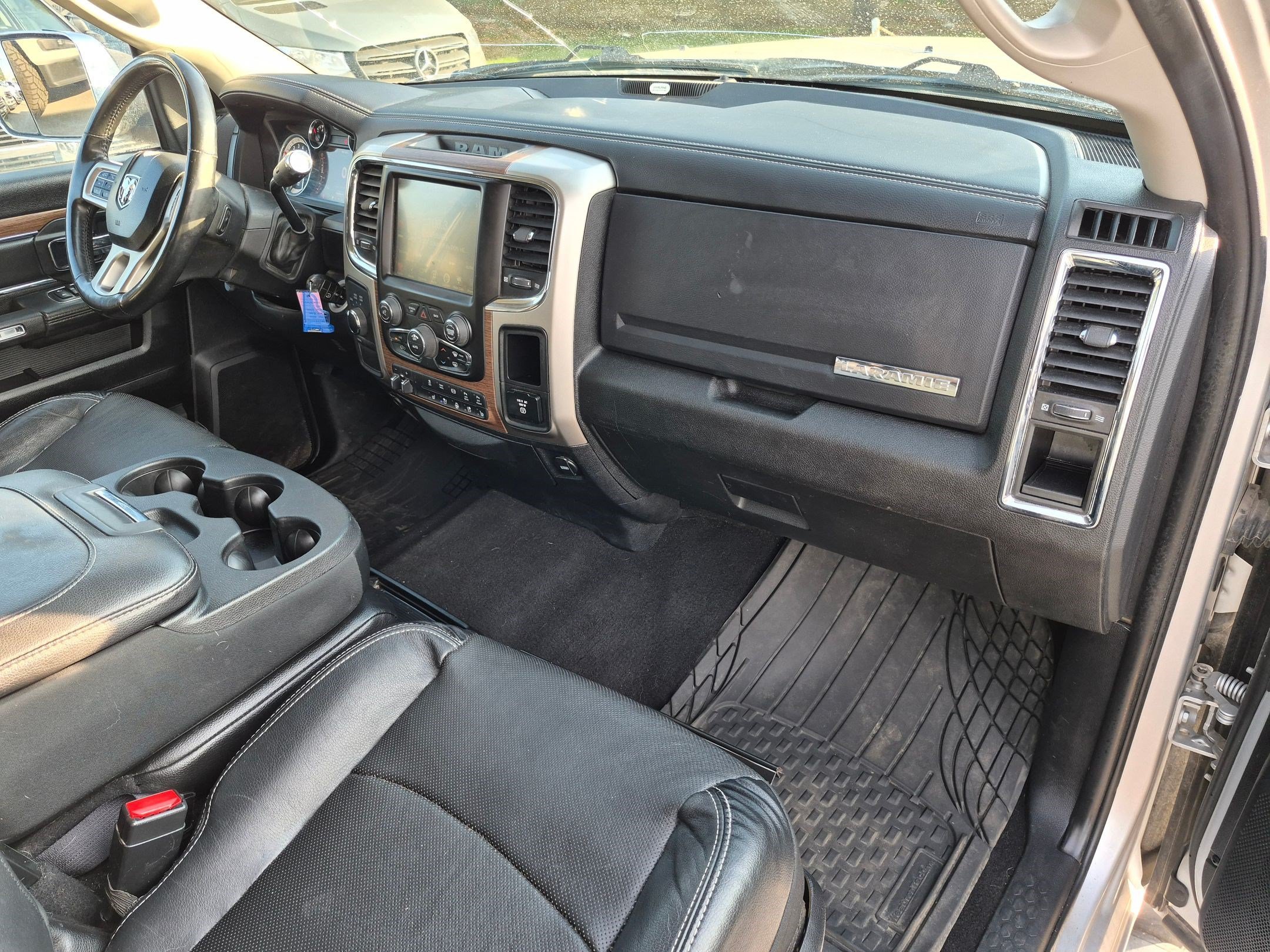 Used 2016 Bright Silver Metallic Clearcoat Ram Laramie image 30