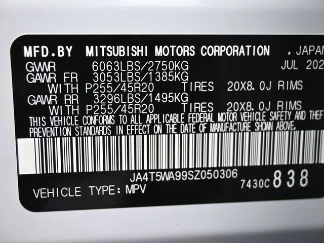 New 2025 White Mitsubishi SEL S-AWC image 8