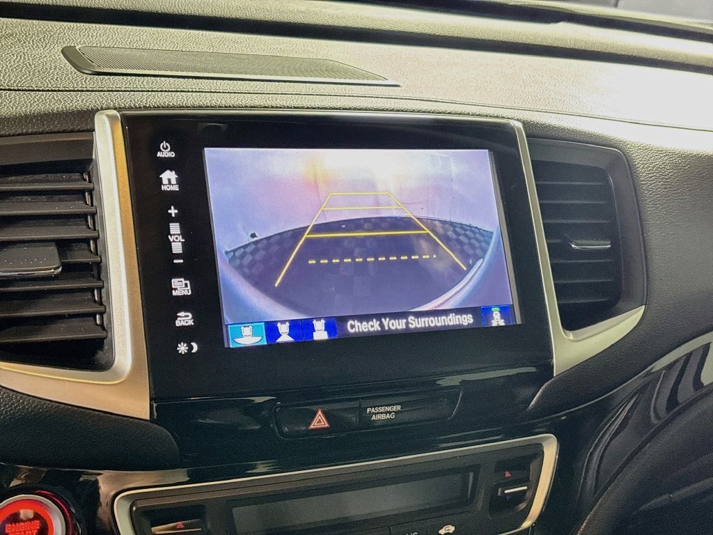 Used 2017 Silver Honda RTL-E image 17