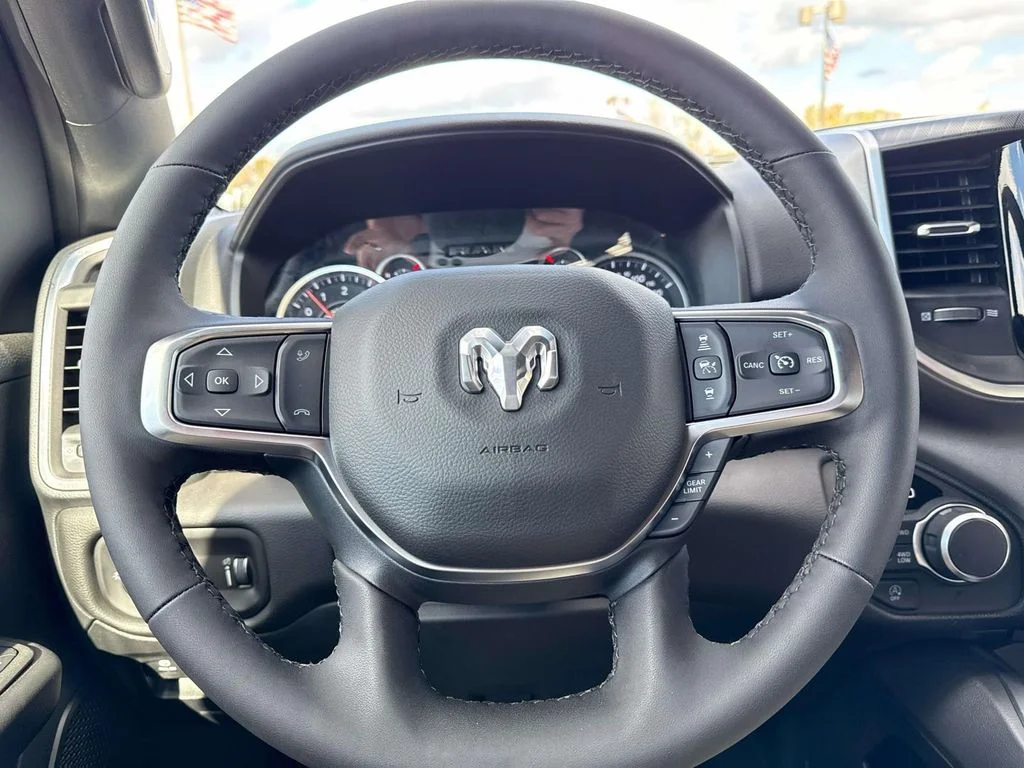 2025 RAM 1500 Big Horn/Lone Star - Photo 17