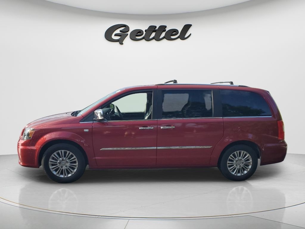 2014 Chrysler Town & Country Touring-L - Photo 8