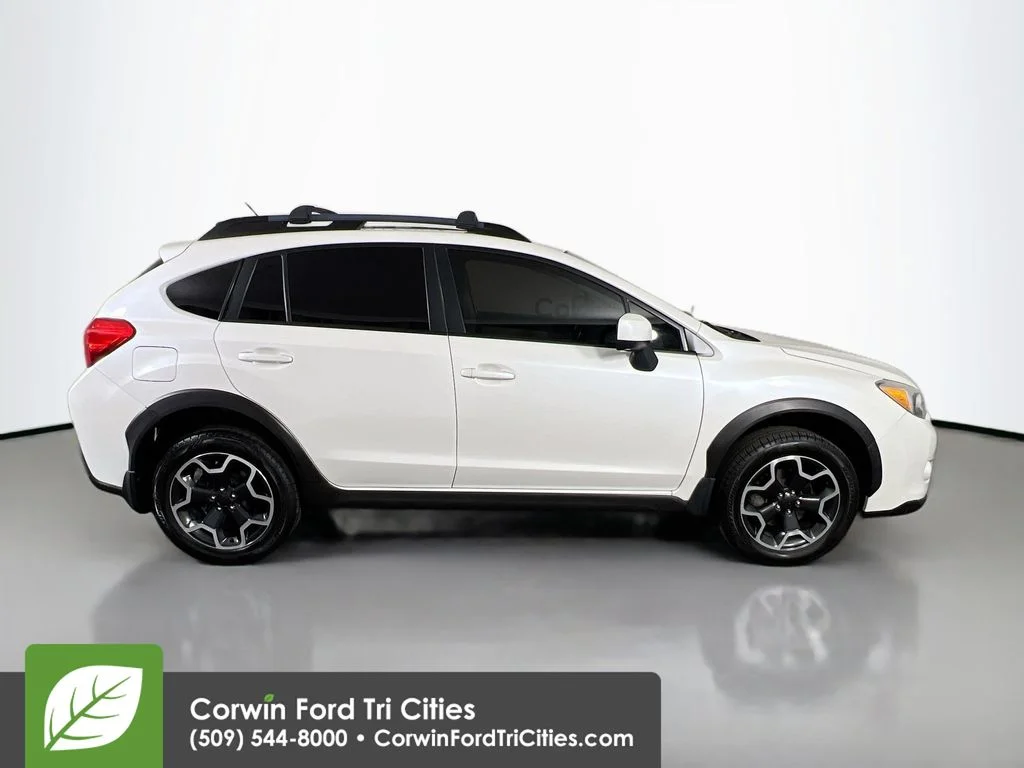 Used 2013 Satin White Pearl Subaru 2.0i Limited image 18