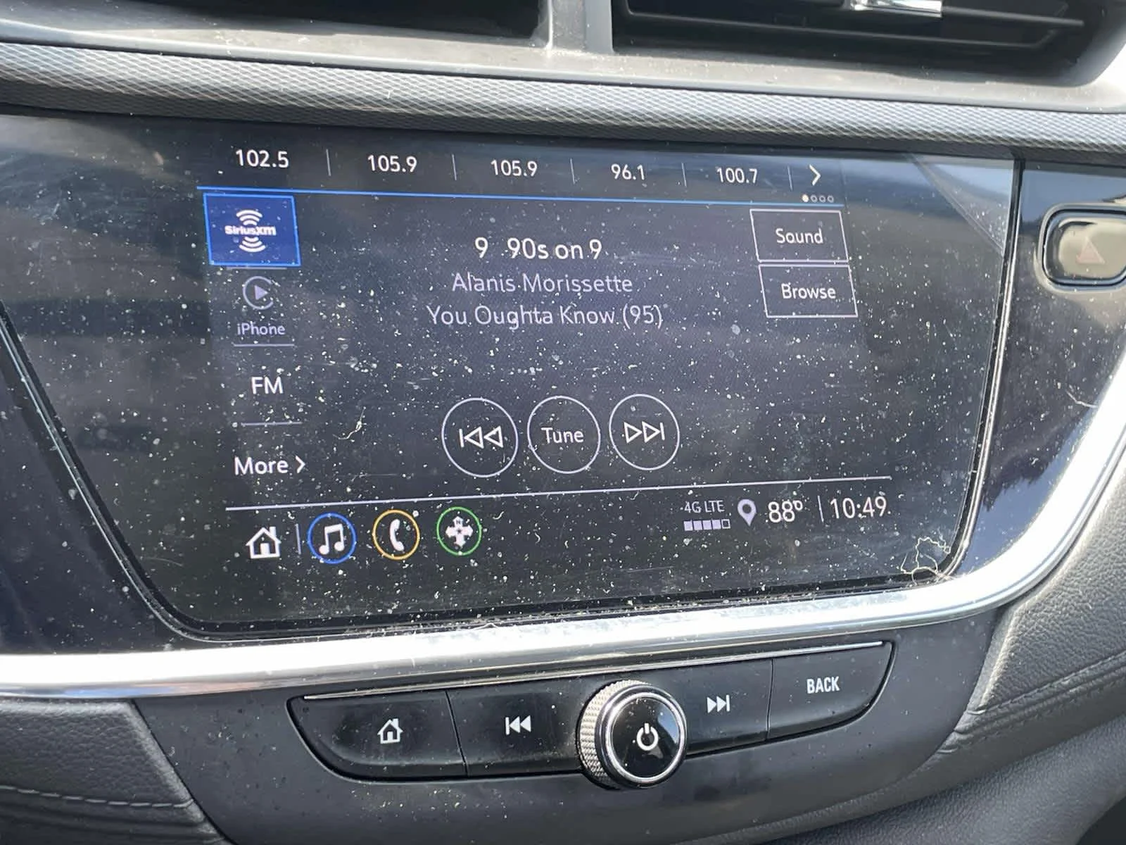 Used 2023 Summit White Buick Preferred image 17