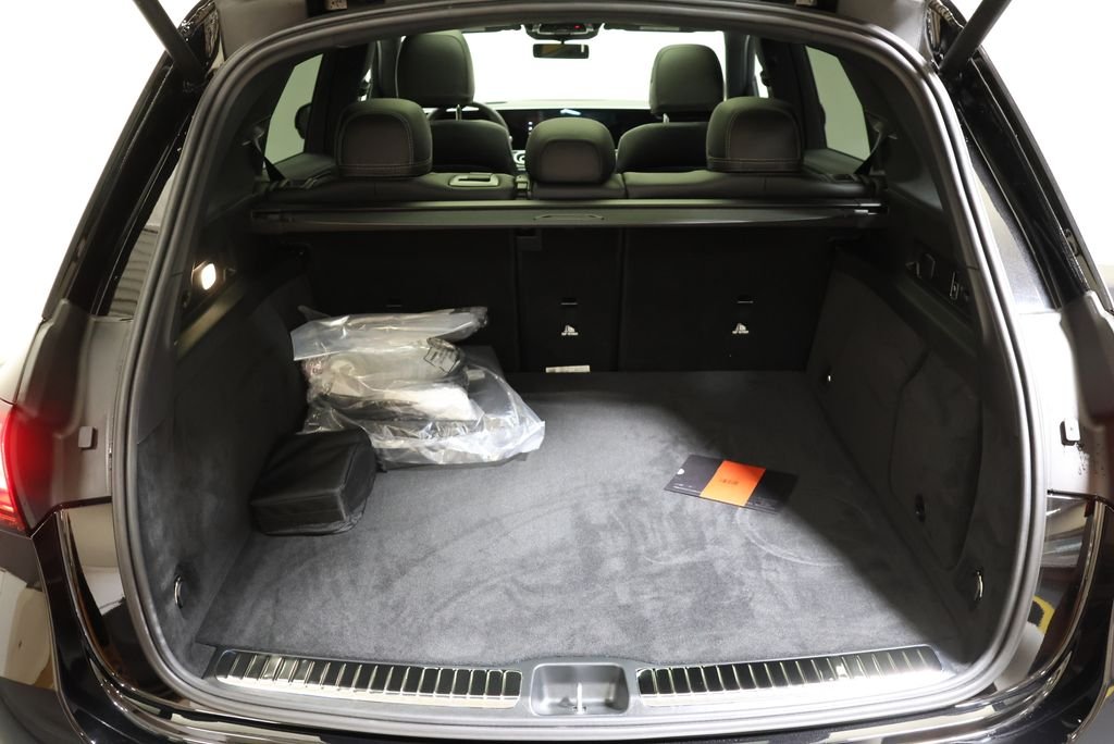 New 2027 Obsidian Black Metallic Mercedes-Benz  image 59