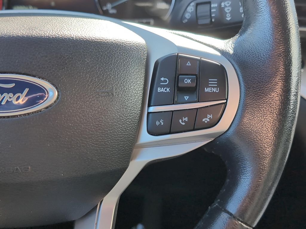 Used 2023 Oxford White Ford XLT image 17
