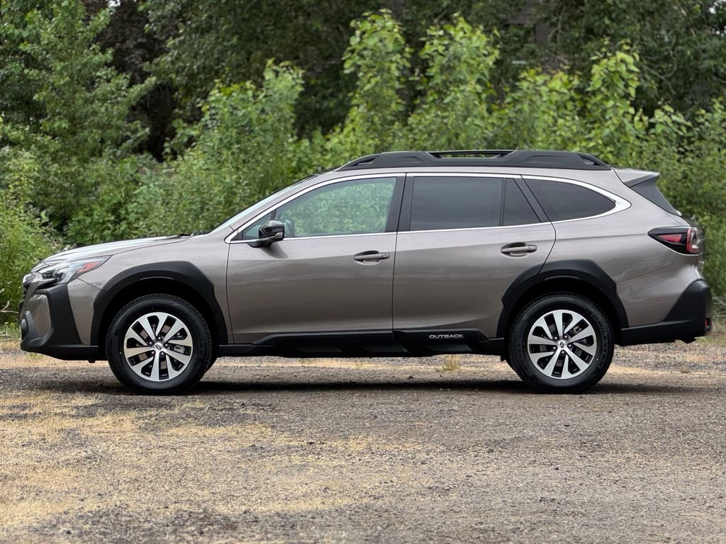 Used 2024 Brilliant Bronze Metallic Subaru Premium image 4