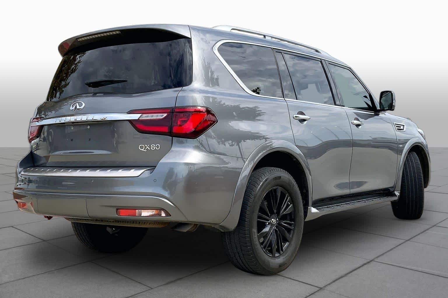 Used 2019 Graphite Shadow INFINITI LUXE image 12