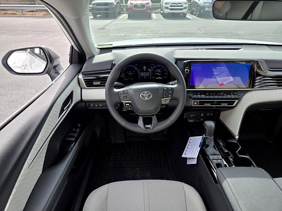 2026 Toyota Camry XLE - Photo 10