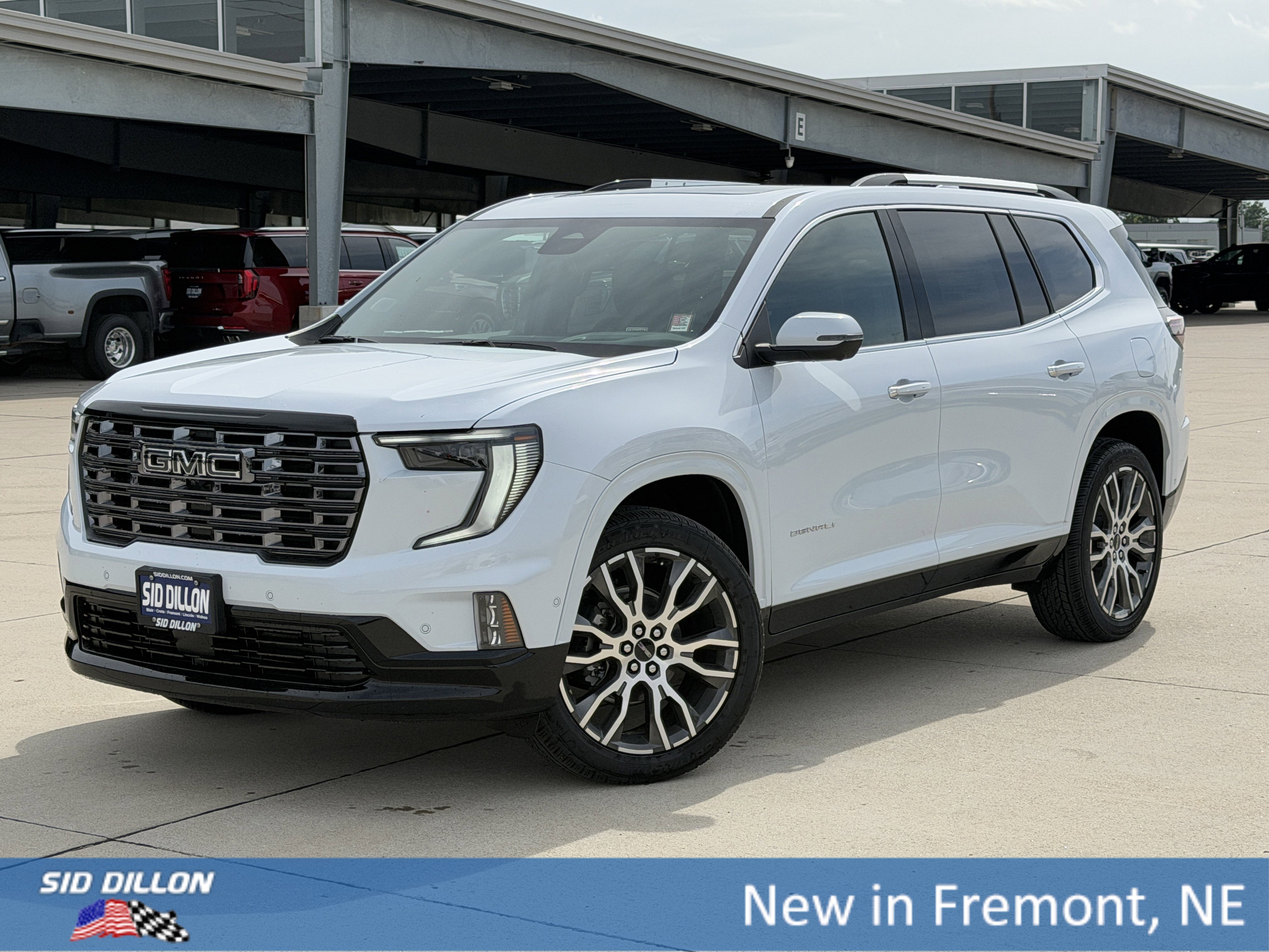 2026 GMC Acadia Denali Ultimate AWD's photo