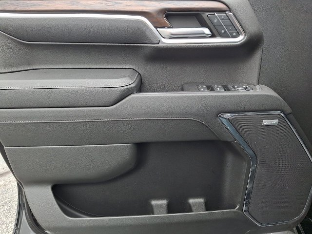 2023 GMC Sierra 1500 SLT - Photo 12
