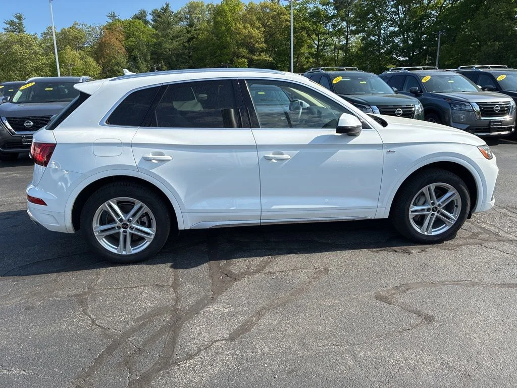 Used 2023 White Audi 55 Premium image 8