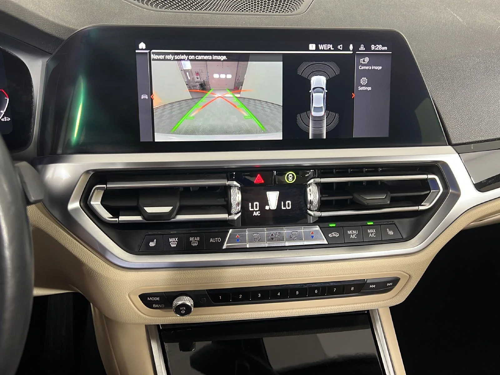 Used 2019 Alpine White BMW 330i xDrive image 10